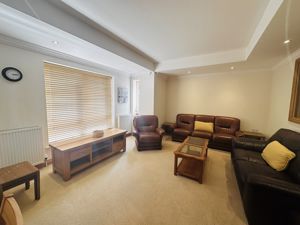 LIVING- click for photo gallery